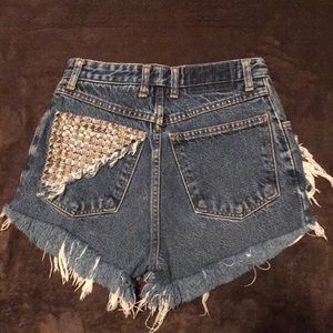Vintage high waisted studded shorts